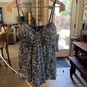 Women's Size 16 Paisley Tankini Top
